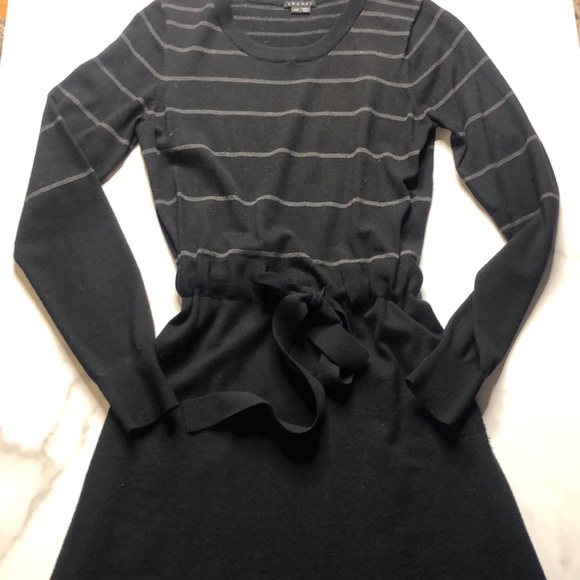 Theory Dresses & Skirts - Theory Tie Waist Wool Sweater Dress